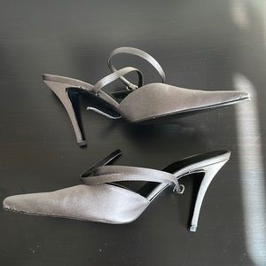 Giorgio Armani Women’s Size 7 Grey Satin Square Toe Ankle Strap Heels/Pumps